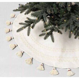NEW Hearth and Hand with Magnolia Tree Skirt Embroidered Sour Cream White 52x52